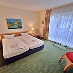 1 04 Inselstrand *